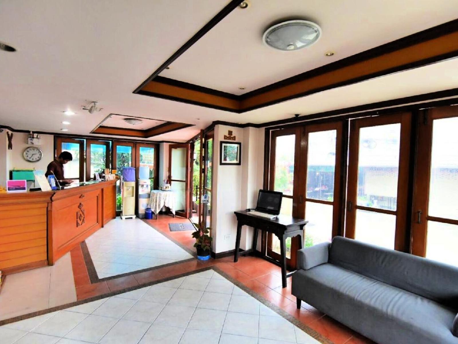 Narawan Hotel, Хуа Хин Экстерьер фото