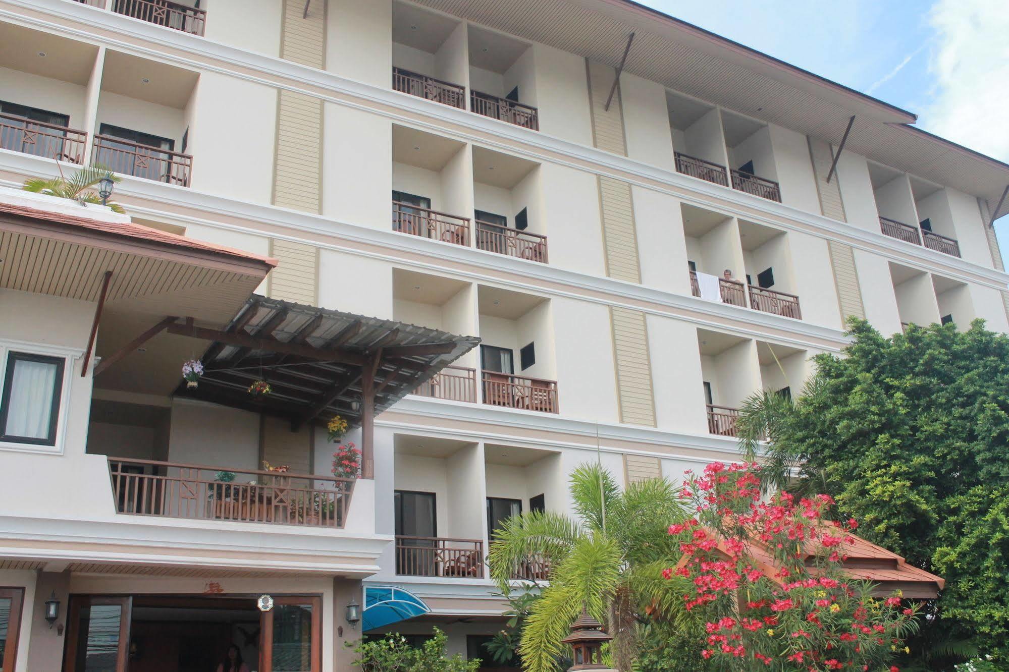 Narawan Hotel, Хуа Хин Экстерьер фото