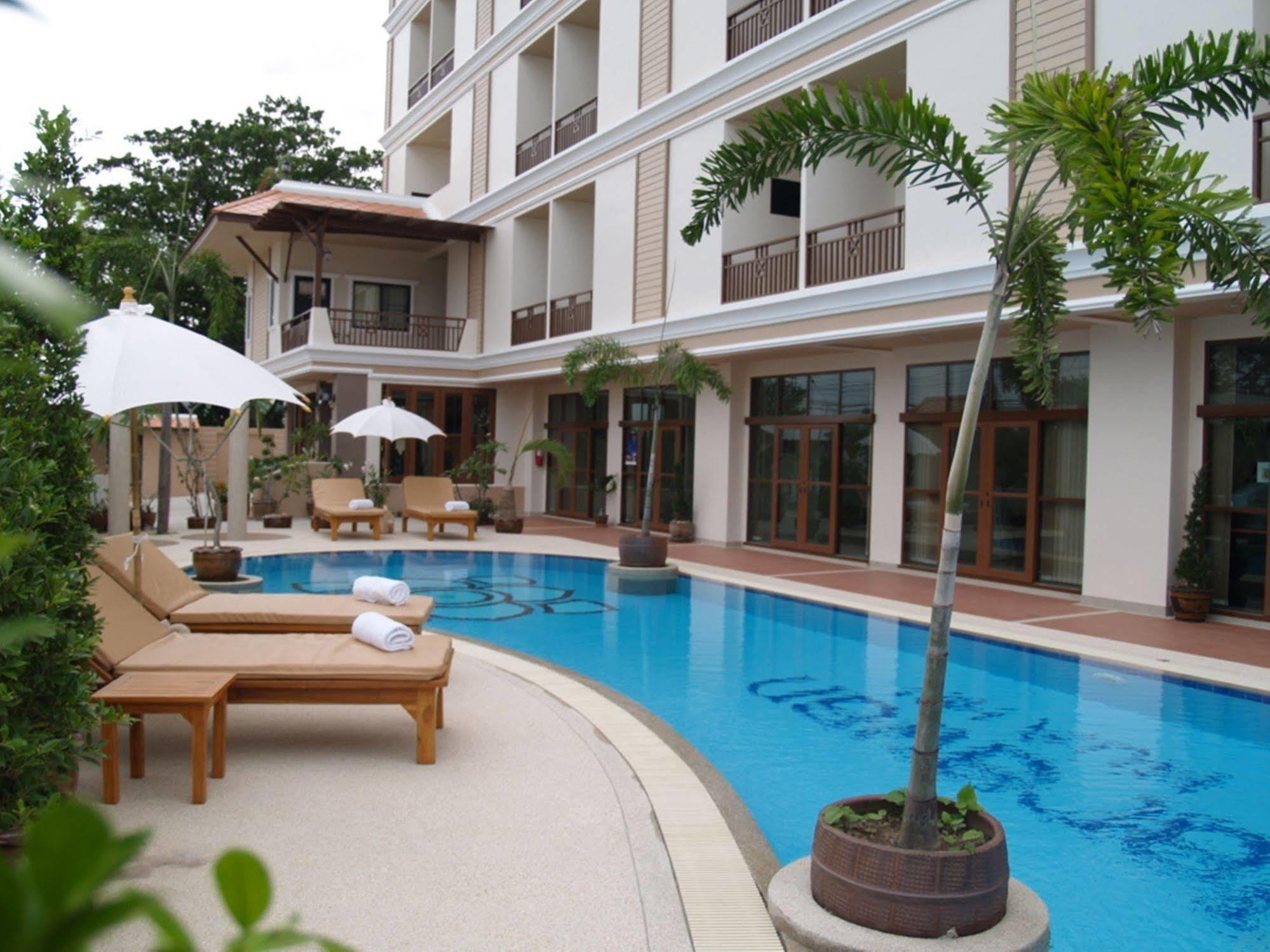 Narawan Hotel, Хуа Хин Экстерьер фото
