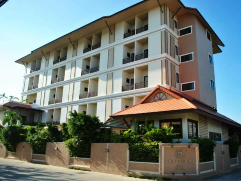 Narawan Hotel, Хуа Хин Экстерьер фото